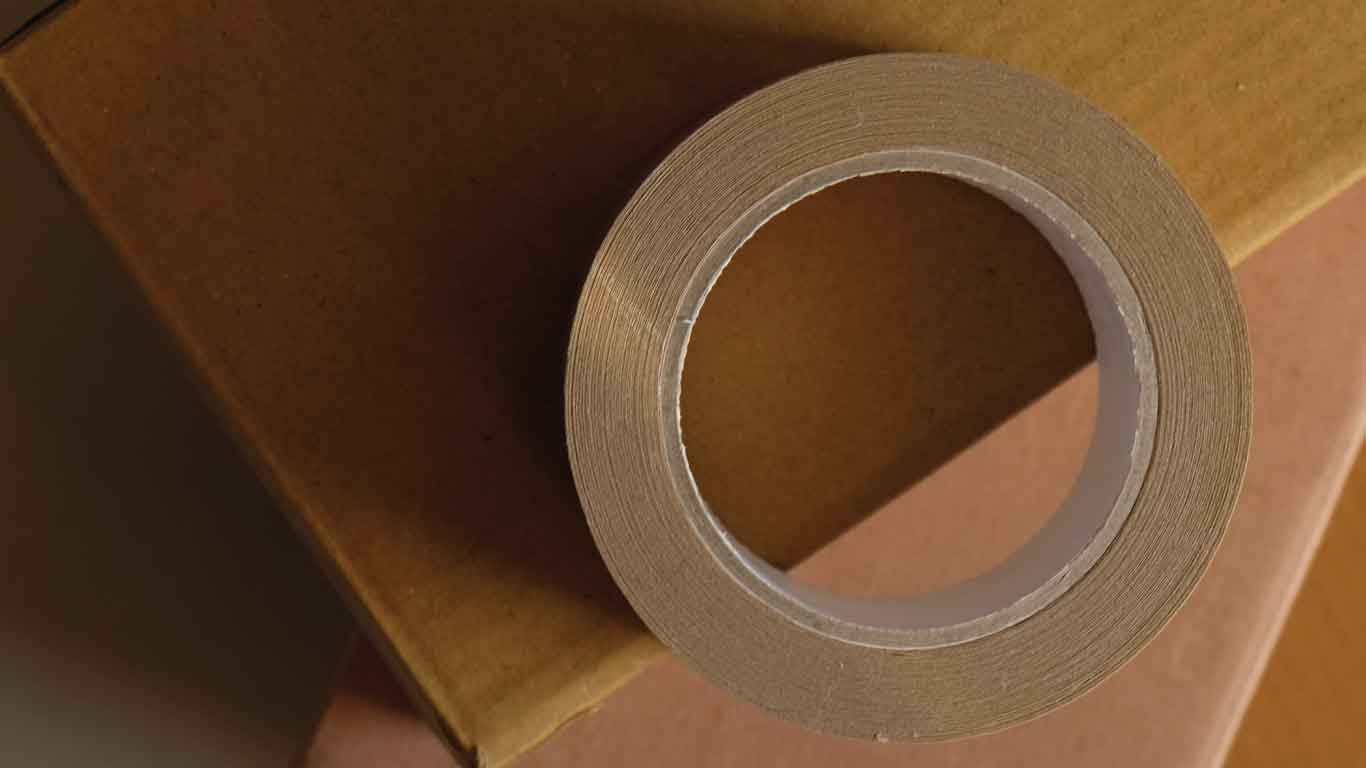 Using thick tape during attachment